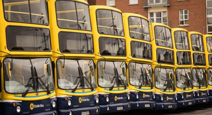 Bus, dublin, ireland — Coronavirus disease 2019